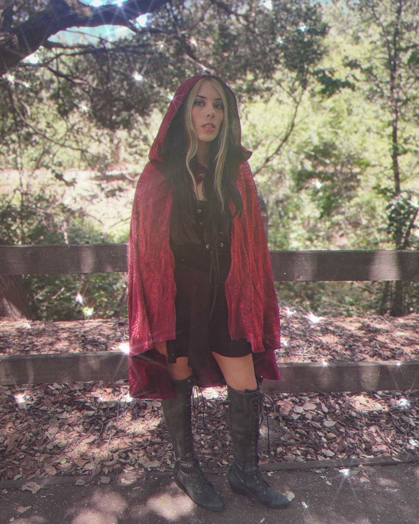 Mystic Radiance Cape - Red