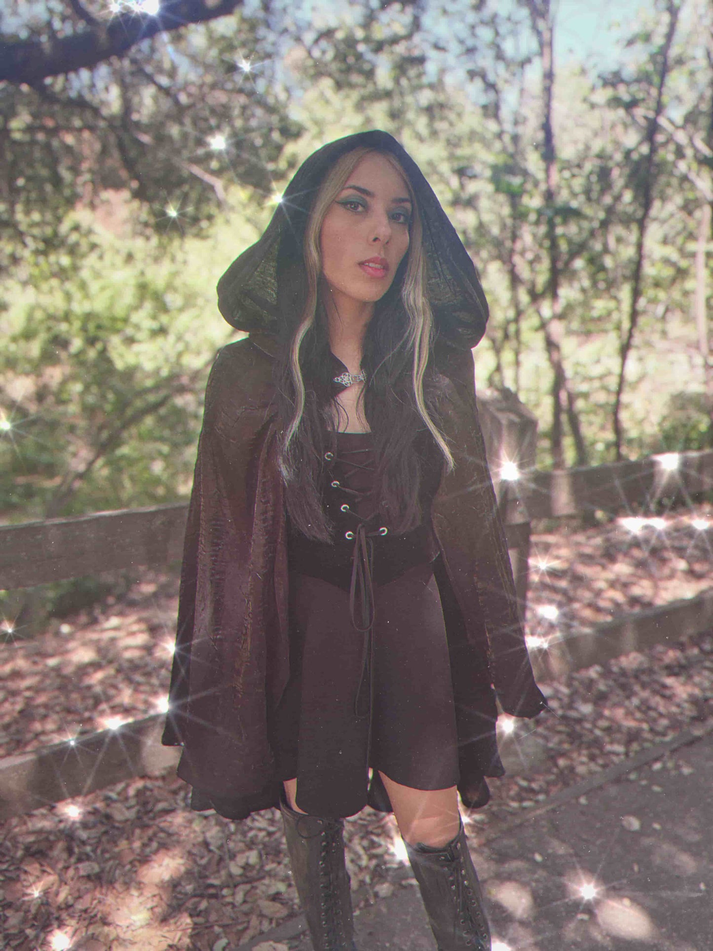 Mystic Radiance Cape - Black