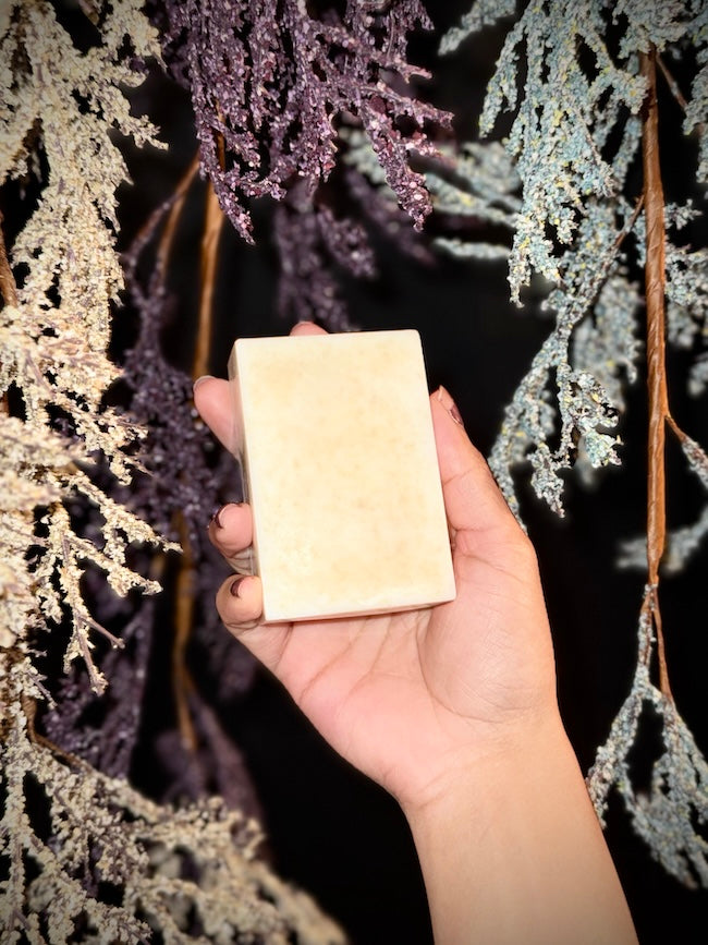 Herbal Hollow Co ultra-moisturizing hand and body soap bar with a buttery soft texture and enchanting moonflower scent.