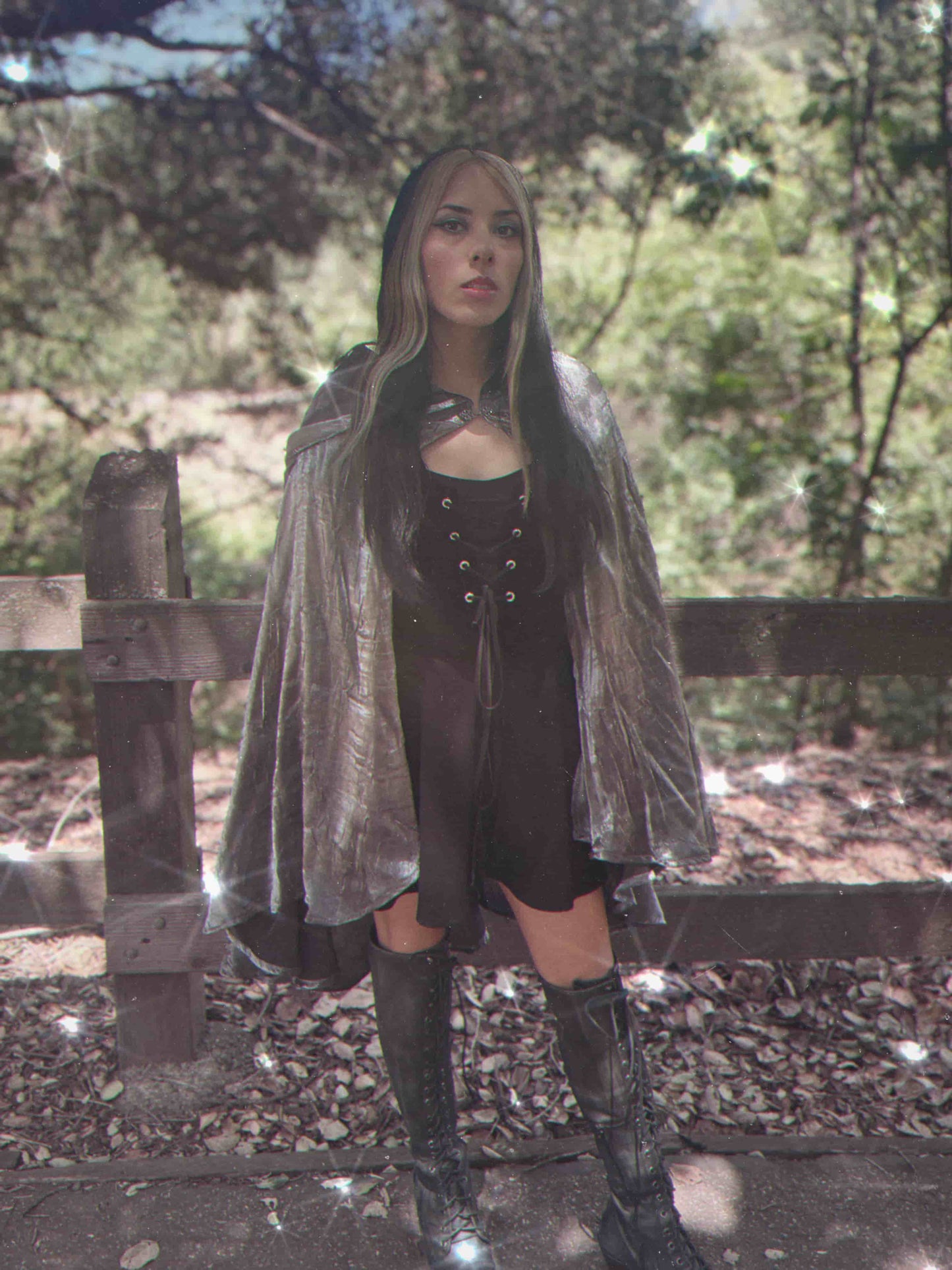 Mystic Radiance Cape - Silver