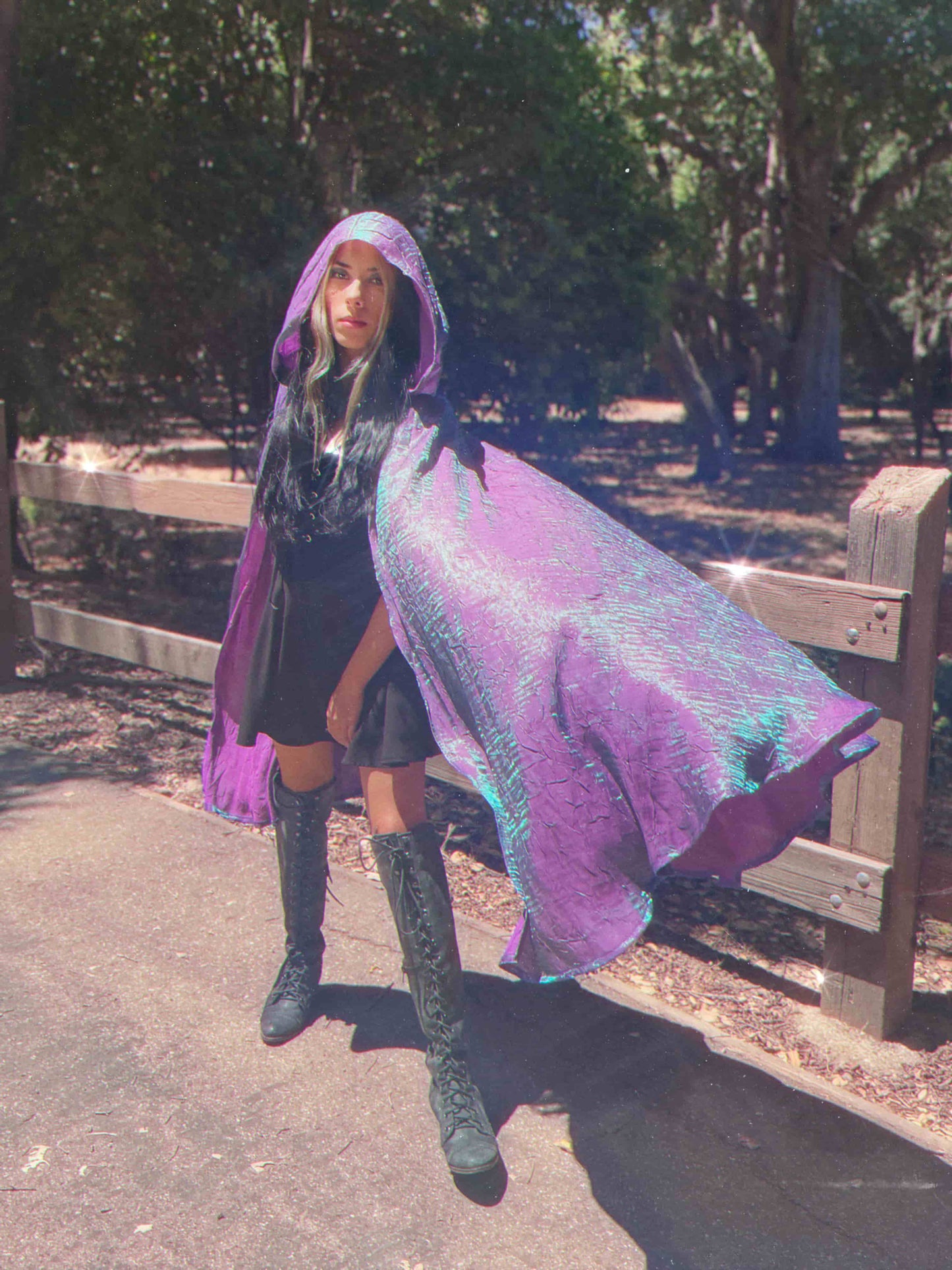 Mystic Radiance Cape - Violet-Blue