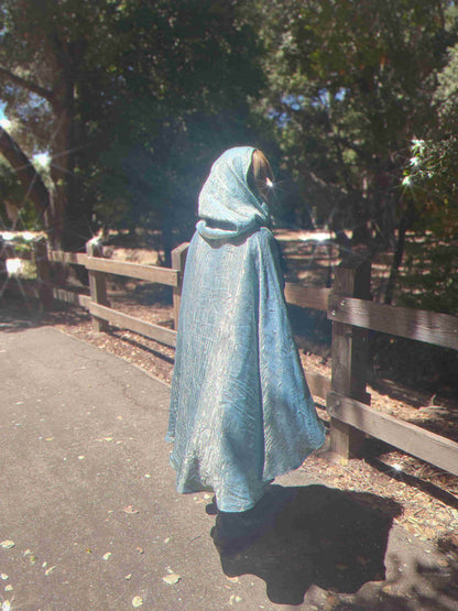 Mystic Radiance Cape - Sky Blue